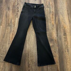 Maurice’s ever flex high rise